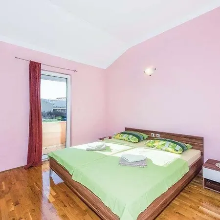 Apartamento Apartman B&d